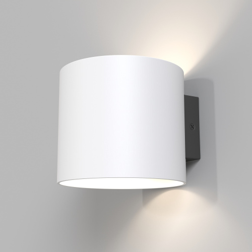 Настенный светильник (бра) Maytoni Technical C066WL-01W