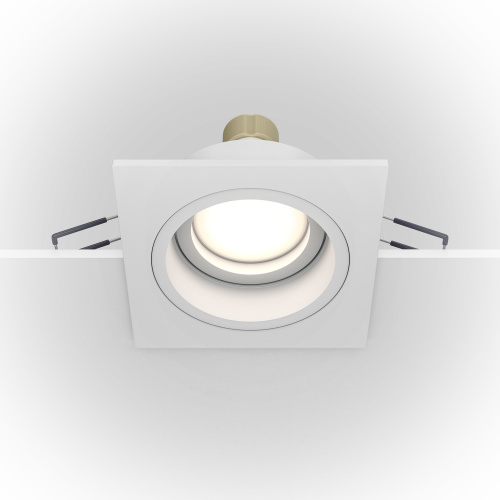 Встраиваемый светильник Maytoni Technical DL026-2-01W фото 2